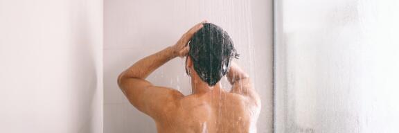 quel-shampooing-utiliser-en-cas-de-chute-de-cheveux-le-shampooing-premier-reflexe-pour-lutter-contre-l-alopecie-ducray