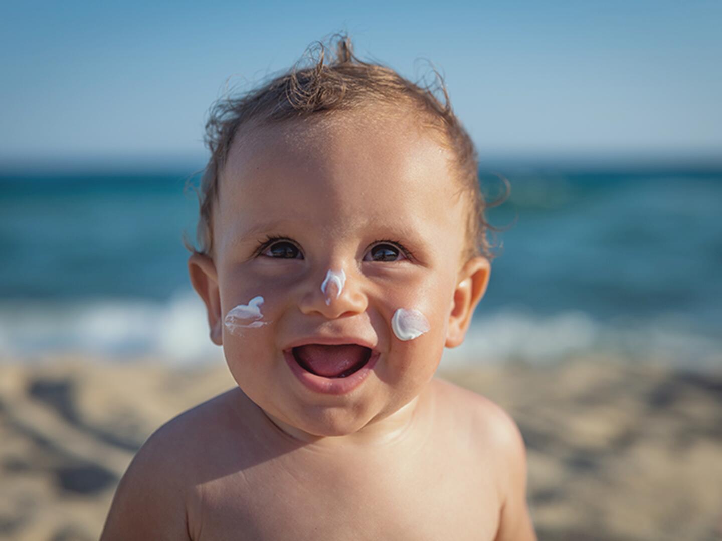 Sonnenschutz - Babys vor Sonne schützen