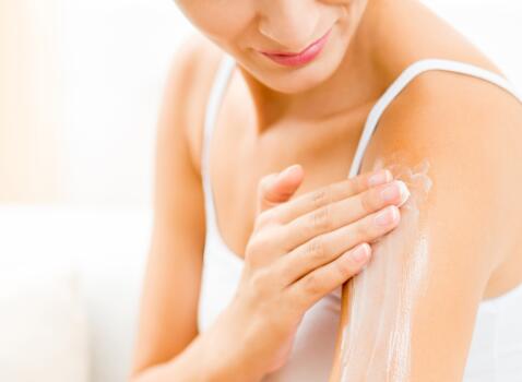 Skin and very drey, eczema-prone skin