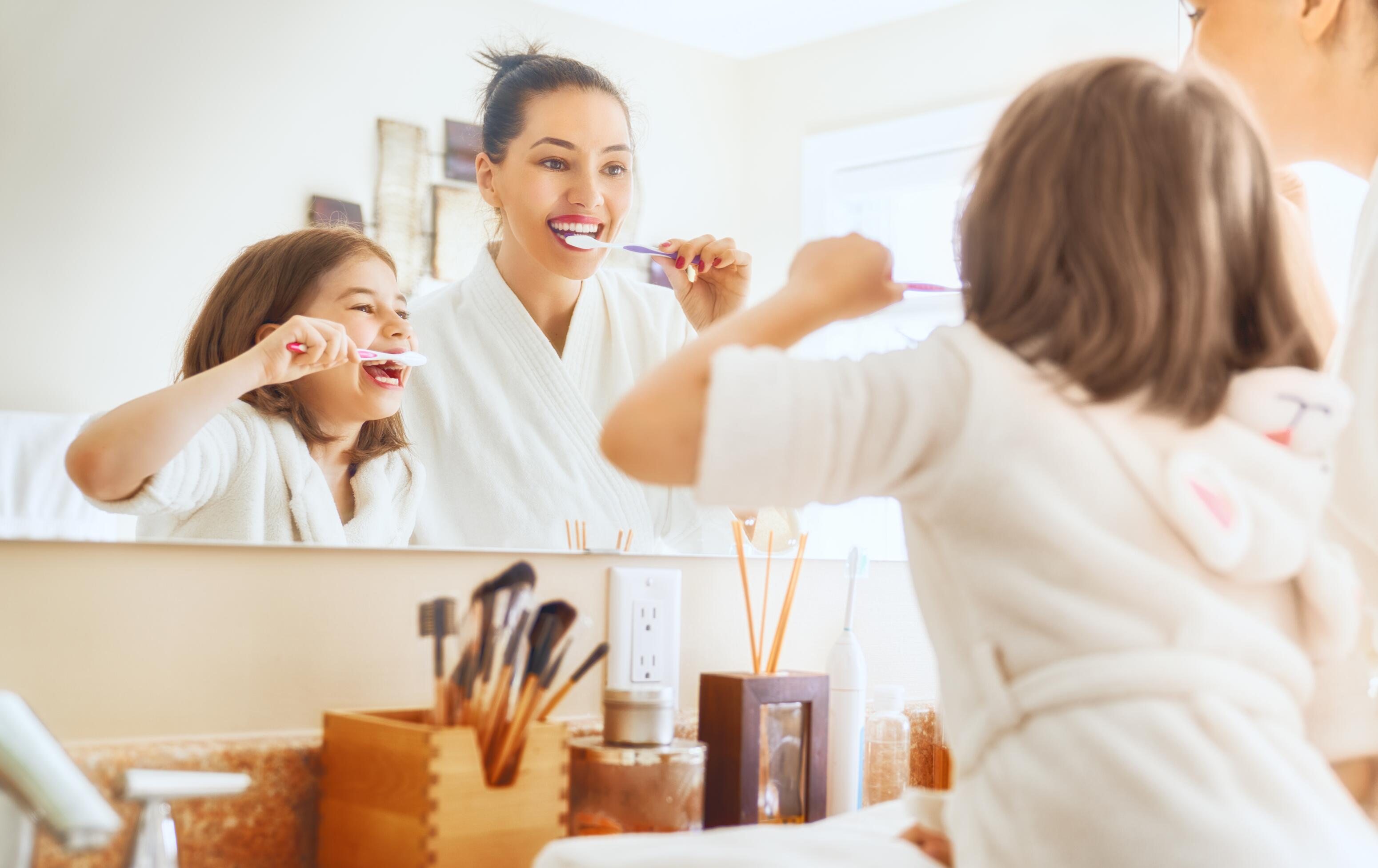 OC_MUM_GIRL_TOOTHBRUSH_1116081224-HUGE