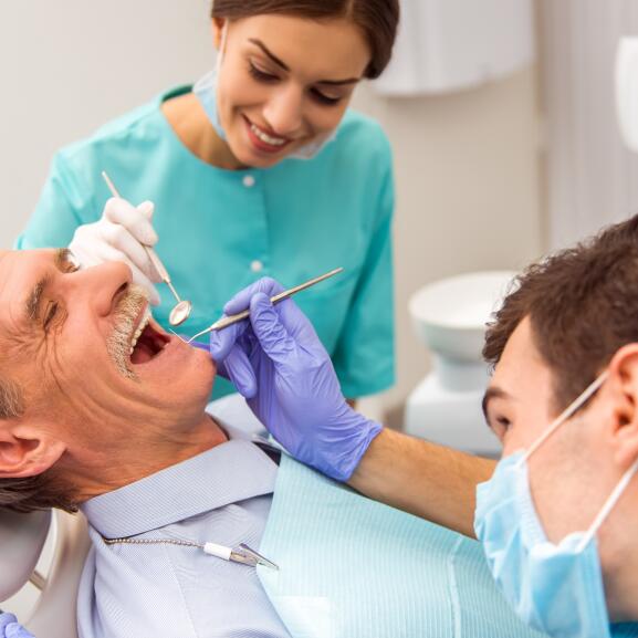Como se desenvolve a periodontite?