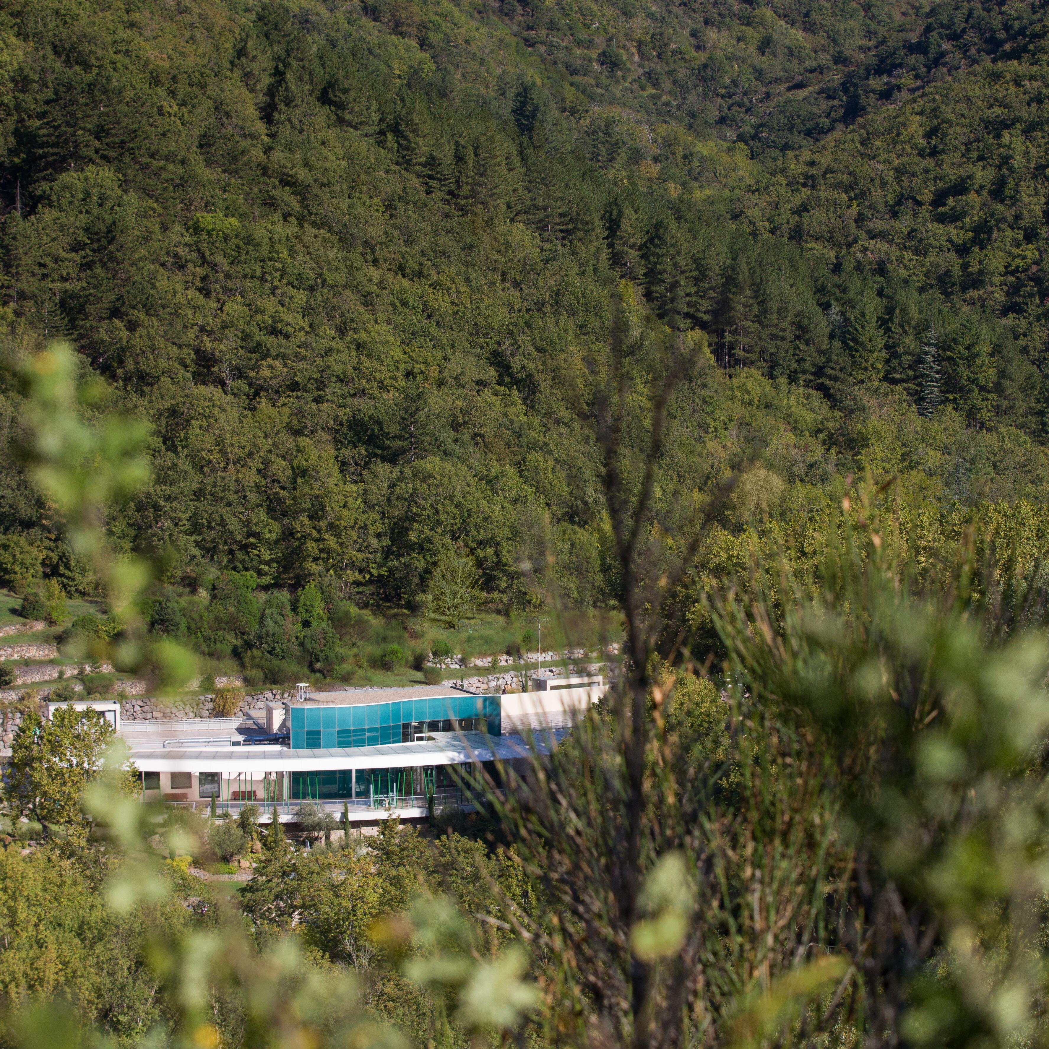 av_instit-hydrotherapy-center-avene2-hdrvb-square