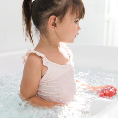 Eksem og psoriasis: Kan mit barn tage bad?