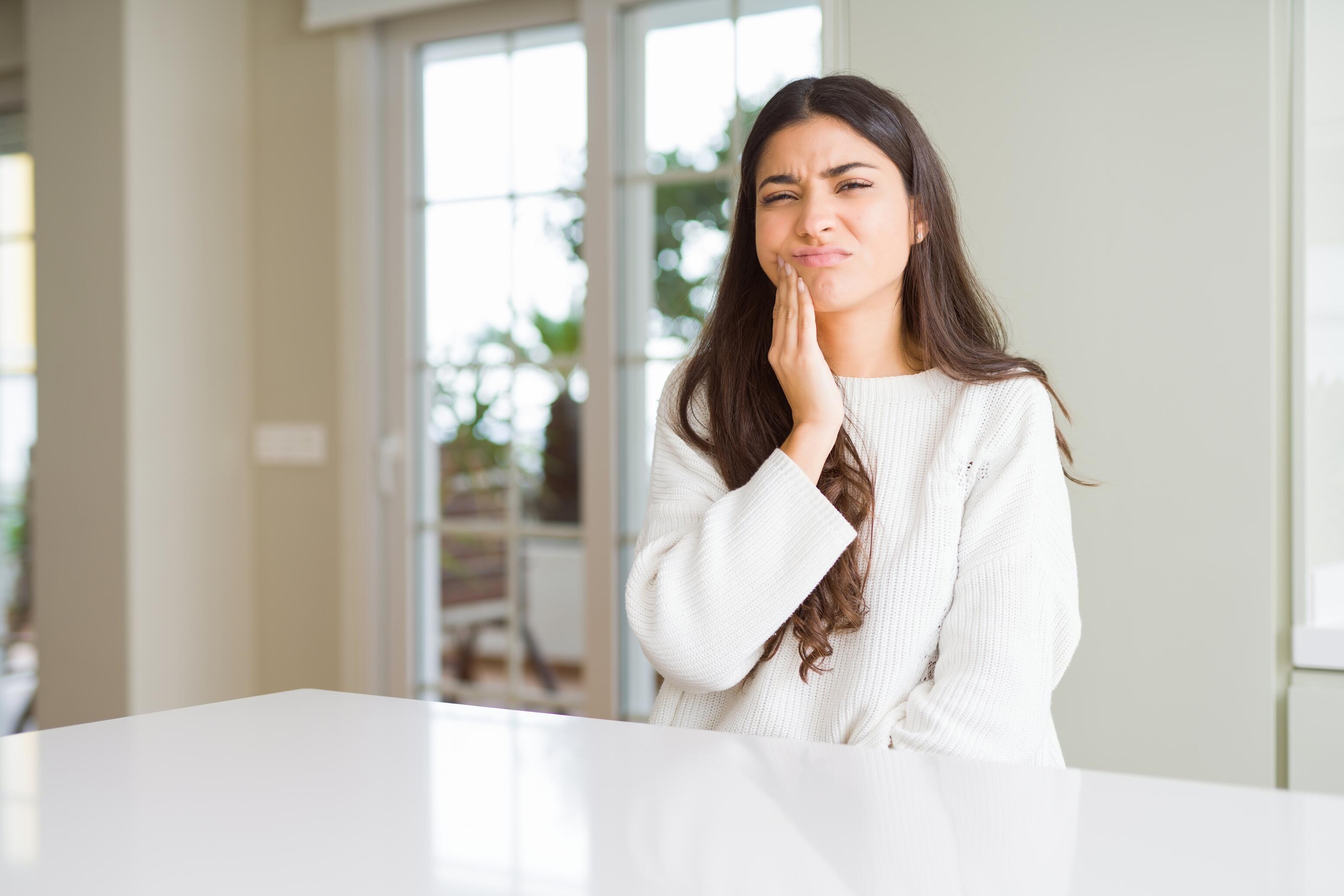 Łagodzenie nadwrażliwości zębów