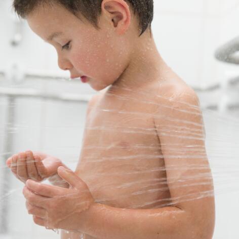 Eccema y afección inflamatoria crónica de la piel: los beneficios del baño diario