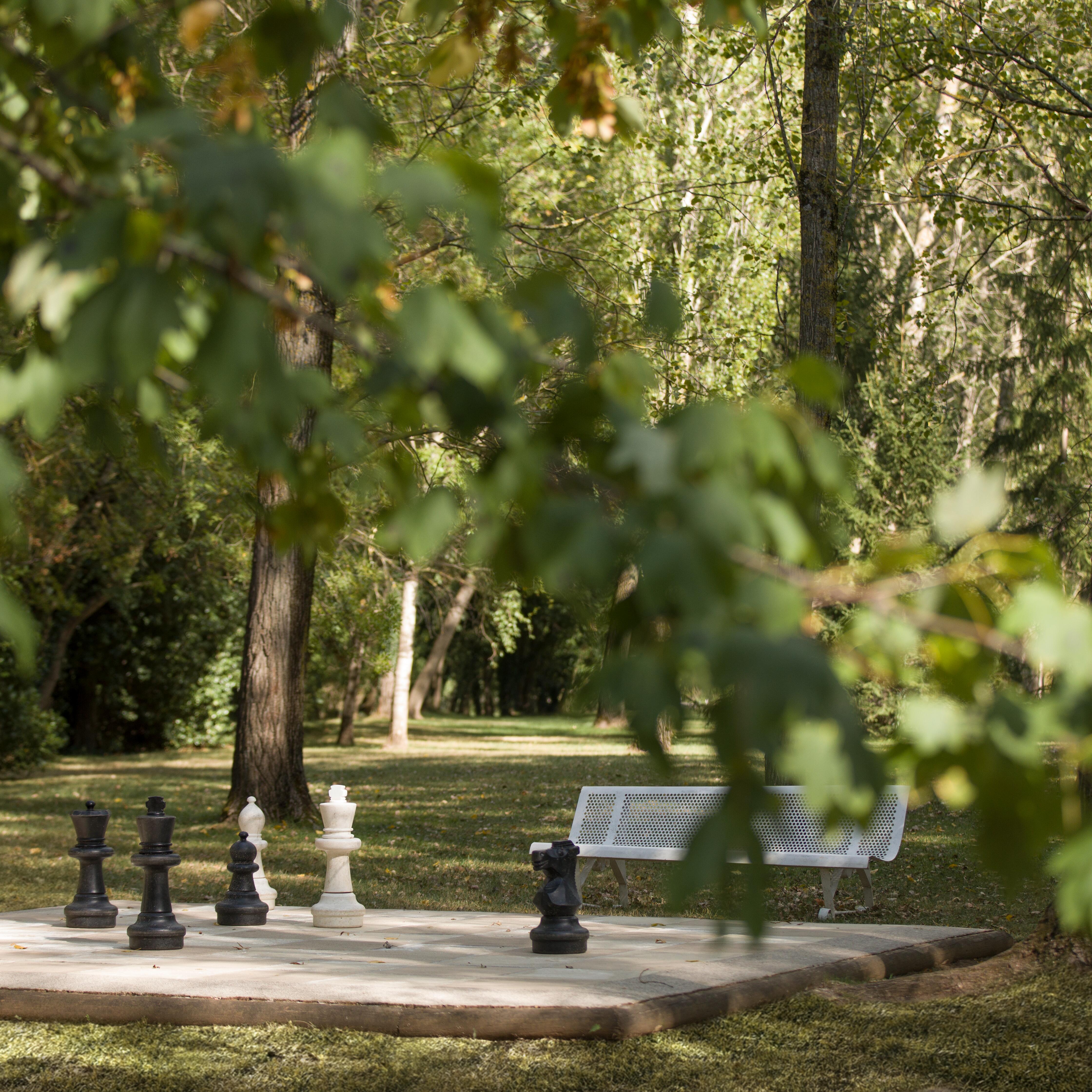 <span class="ezstring-field">av_instit-thermal-park-hdrvb-square_368x460</span>