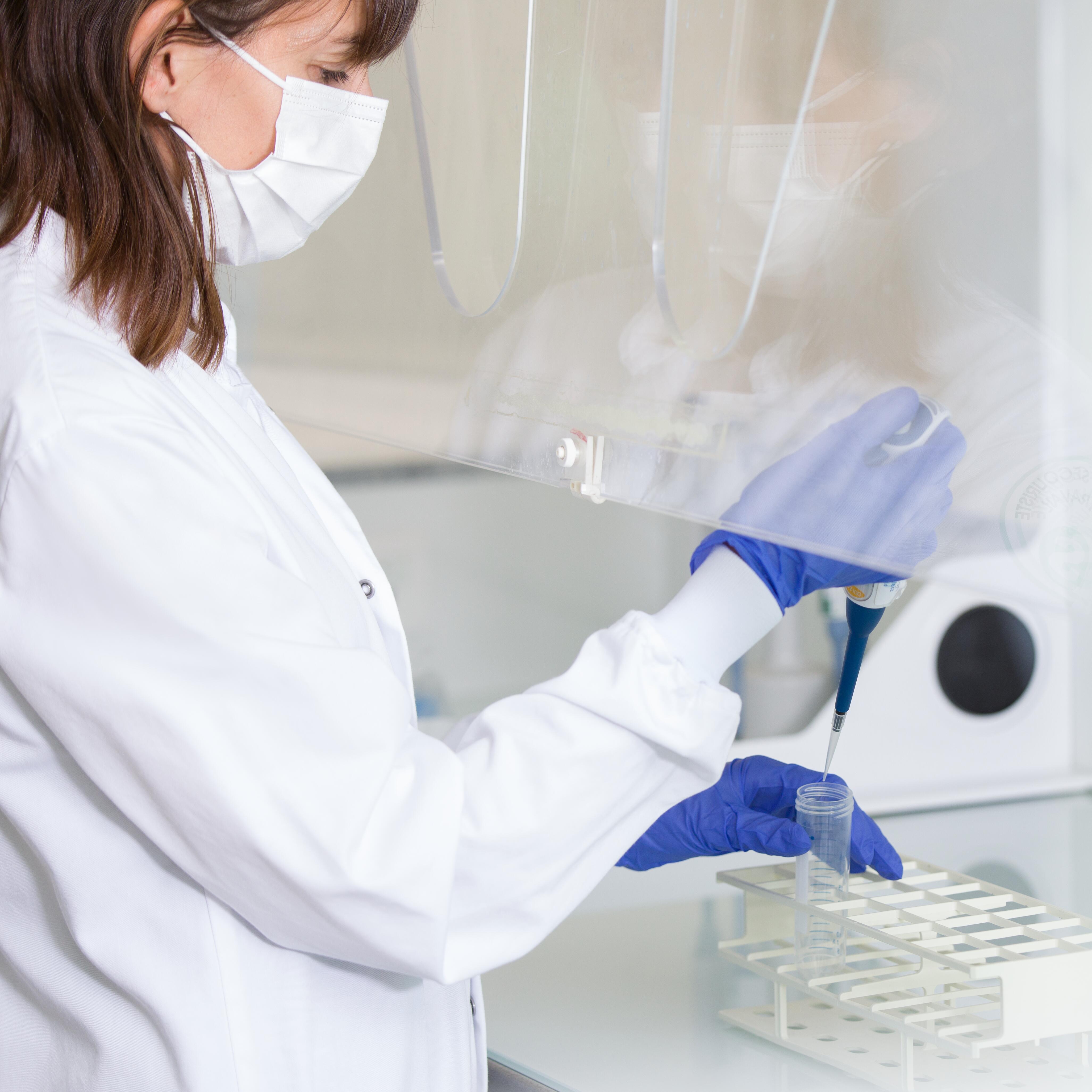 AV_instit-water-labo-science-hdrvb-square