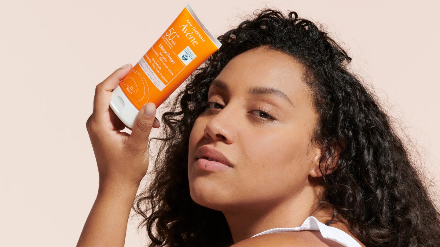 av_suncare_intense_protect_50-_manuela_attitude_5_3282770141214_hd_16x9