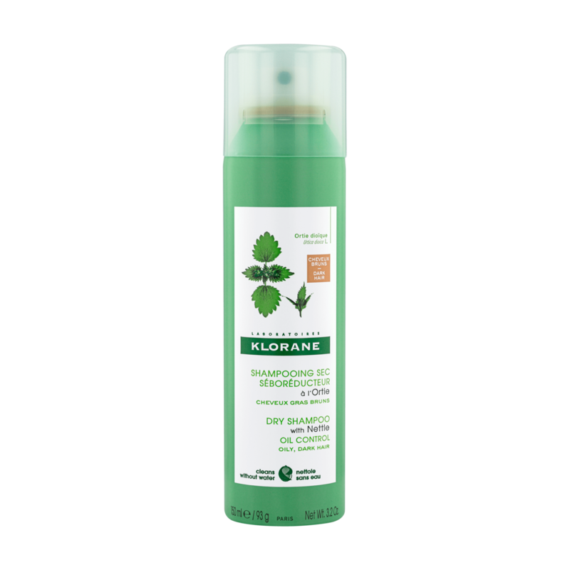 Getöntes Trockenshampoo mit Brennnessel
