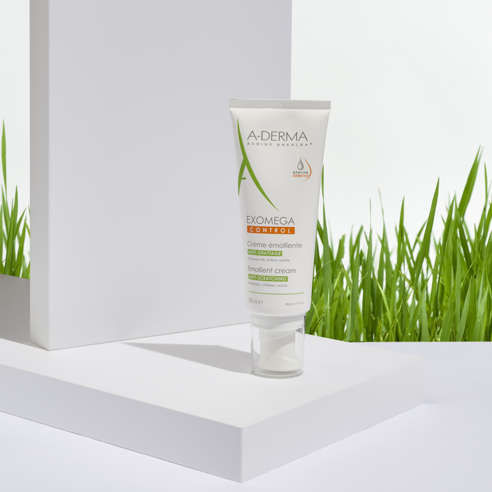 Crema emoliente anti-irritación de cosmética estéril
