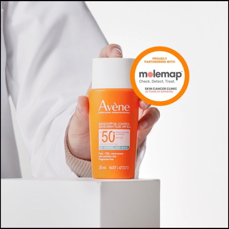 SUNSITIVE® OIL CONTROL Sunscreen fluid SPF50+