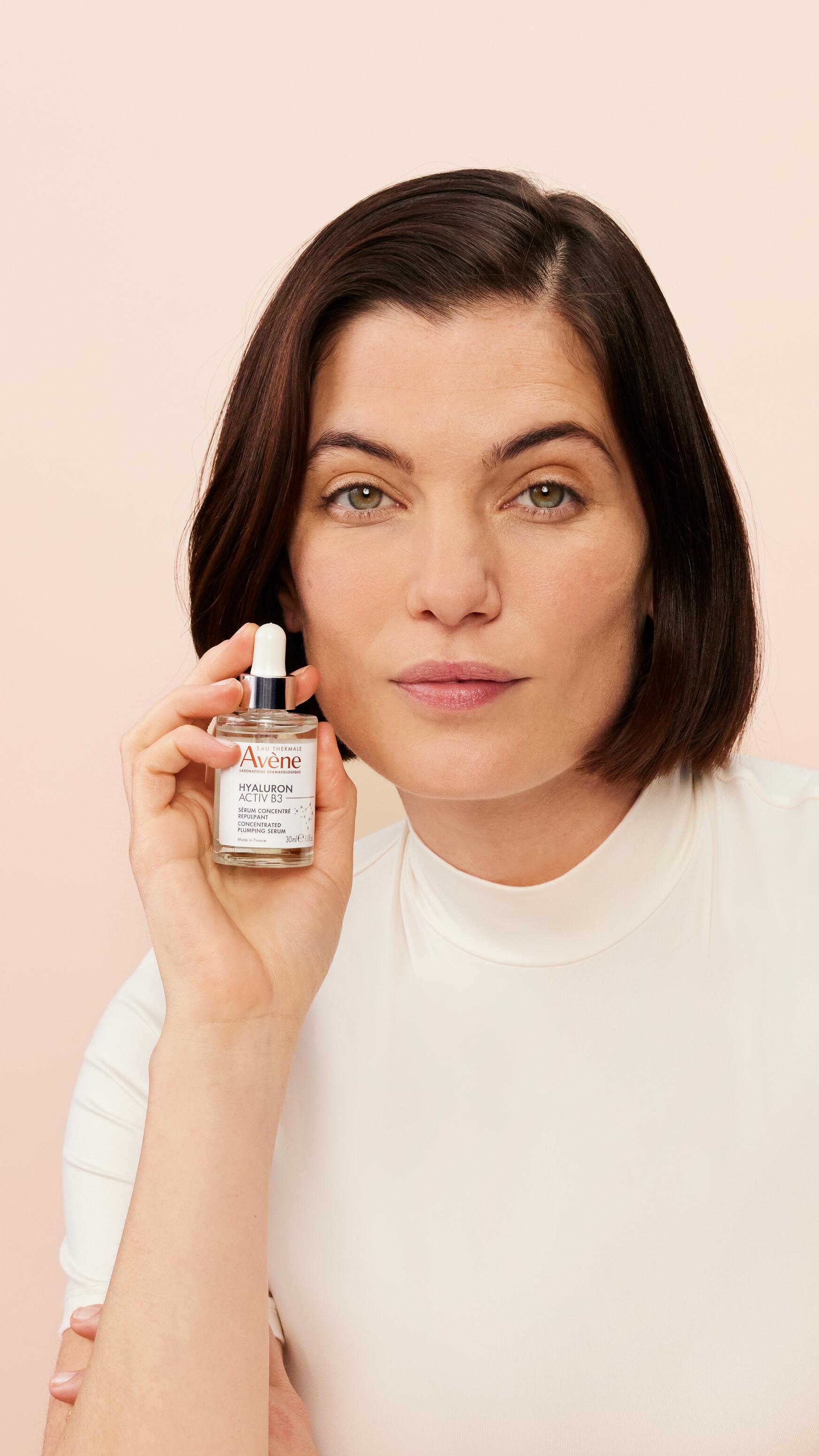 av_hyaluron_activ_b3_serum_02_9-16_3282770153101