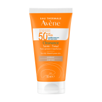 SUN CLEANANCE SPF50+ Тониран крем за мазна кожа за лице