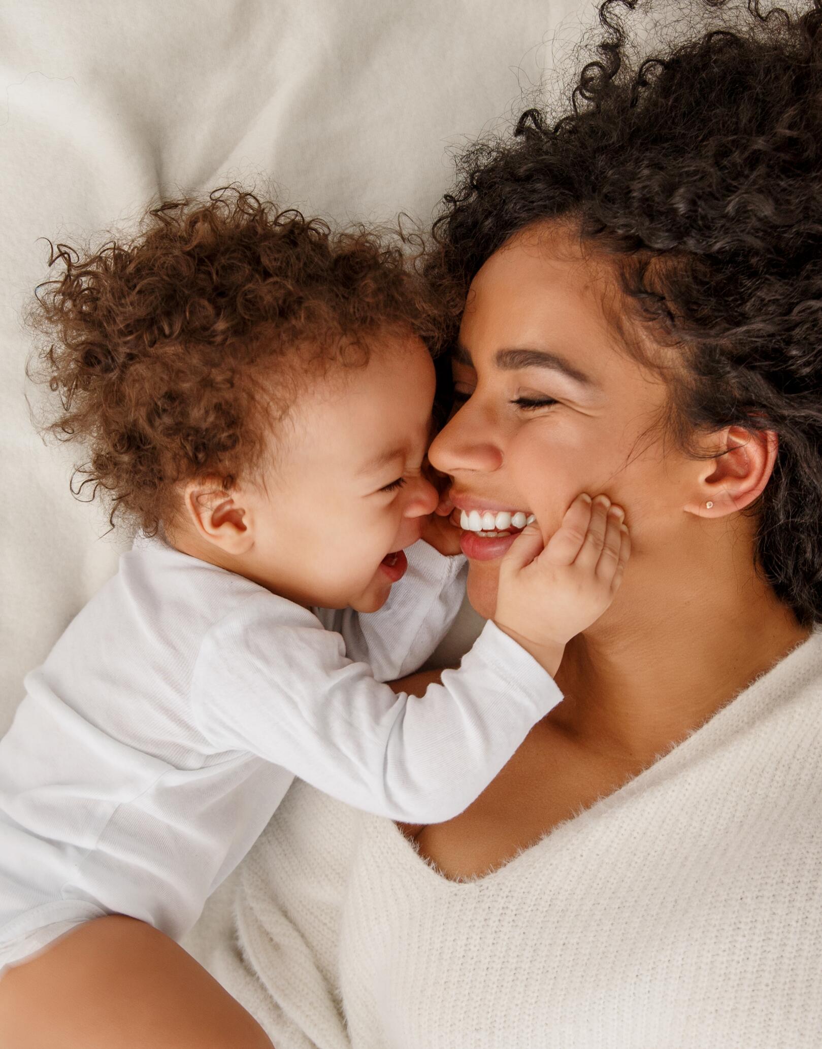 Chute de cheveux ou alopécie : causes et traitements