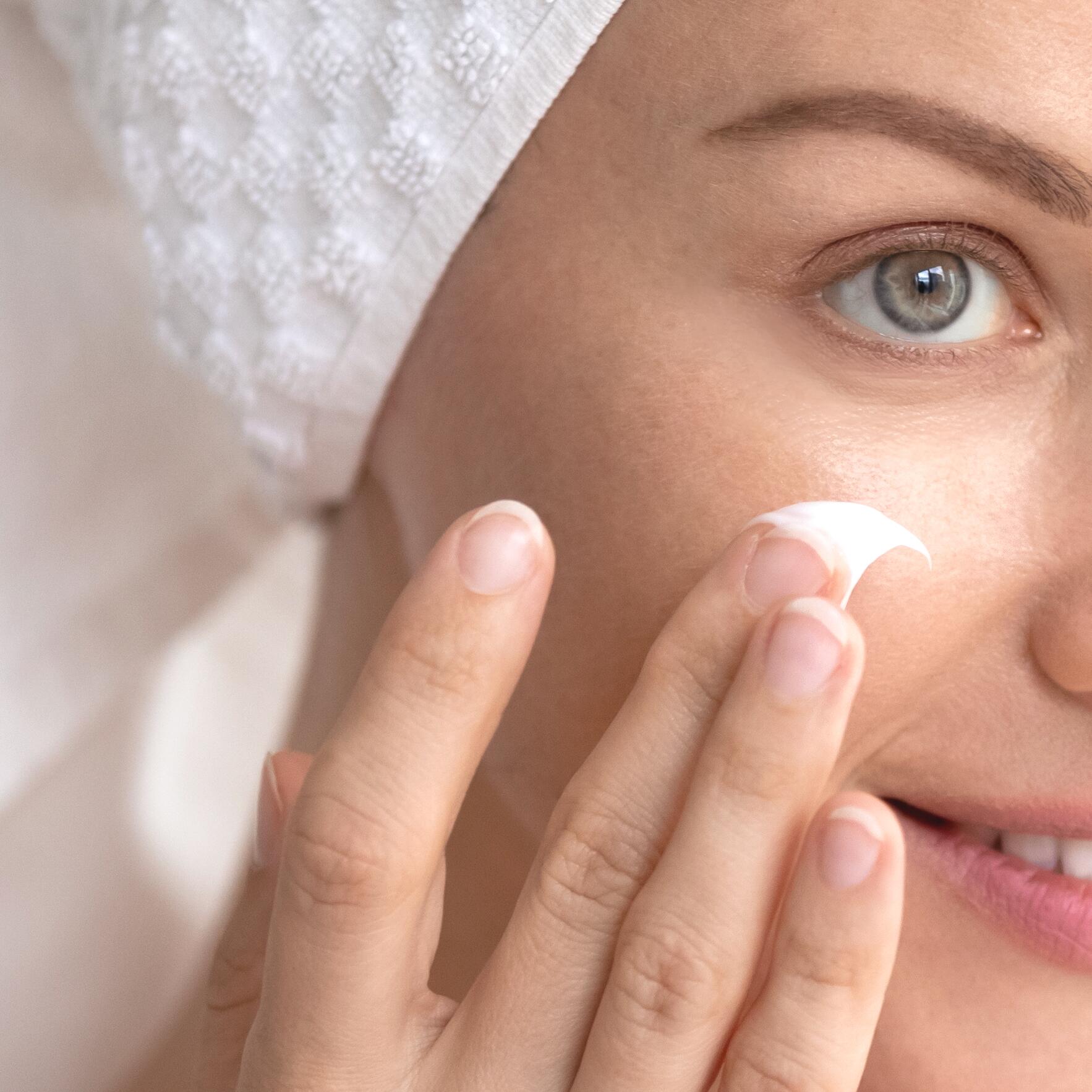 av_acne_peau-grasse_creme_1x1