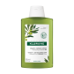 Capelli lucenti e profondamente ridensificati