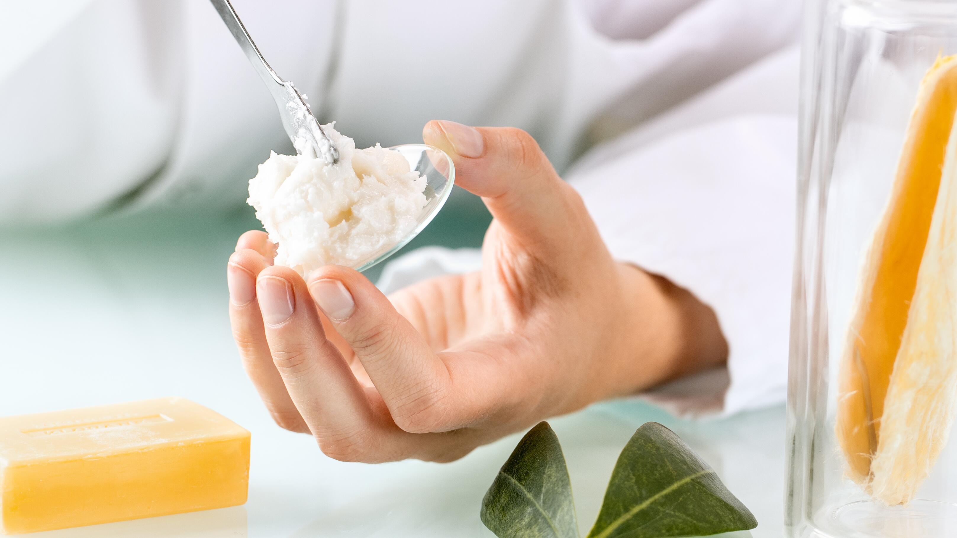 kl_hair_mango_picture_active ingredients_2020_img8