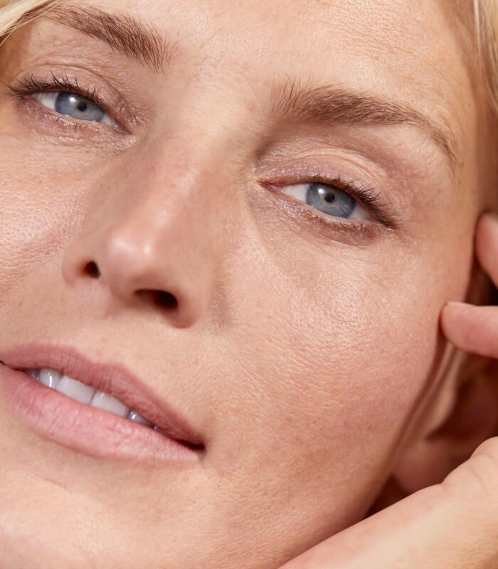 Smooth the appearance of deep wrinkles.