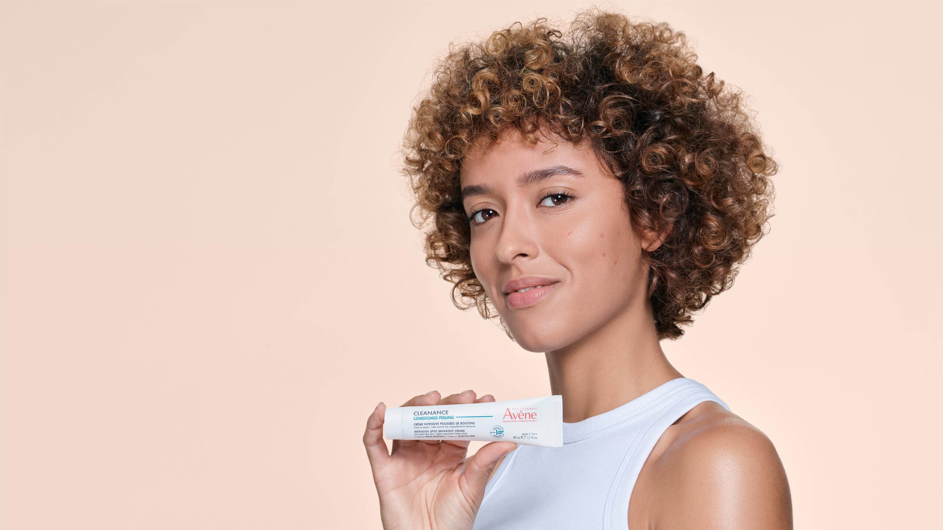 av_3282770395365_comedomed_peeling_Lucile_pack_028_16x9