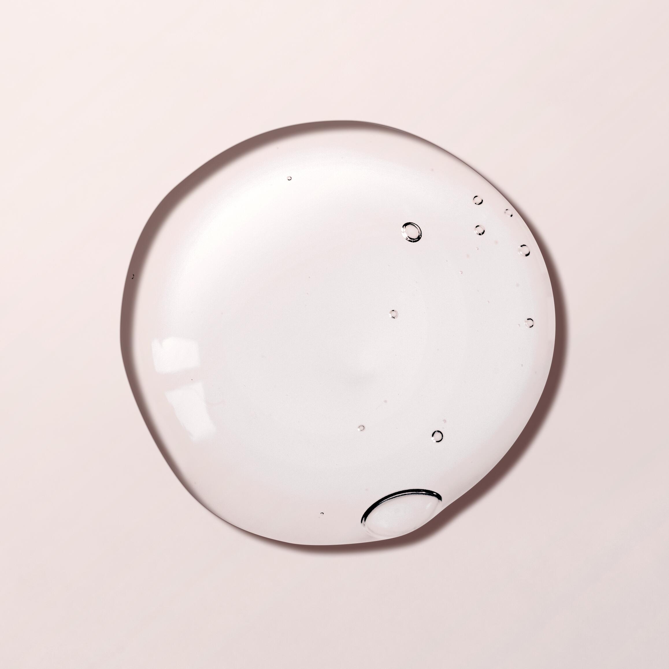 <h3 class="">Cohederm&trade;</h3><p>Complejo patentado con efecto de reserva de agua y poder altamente hidratante.</p>

