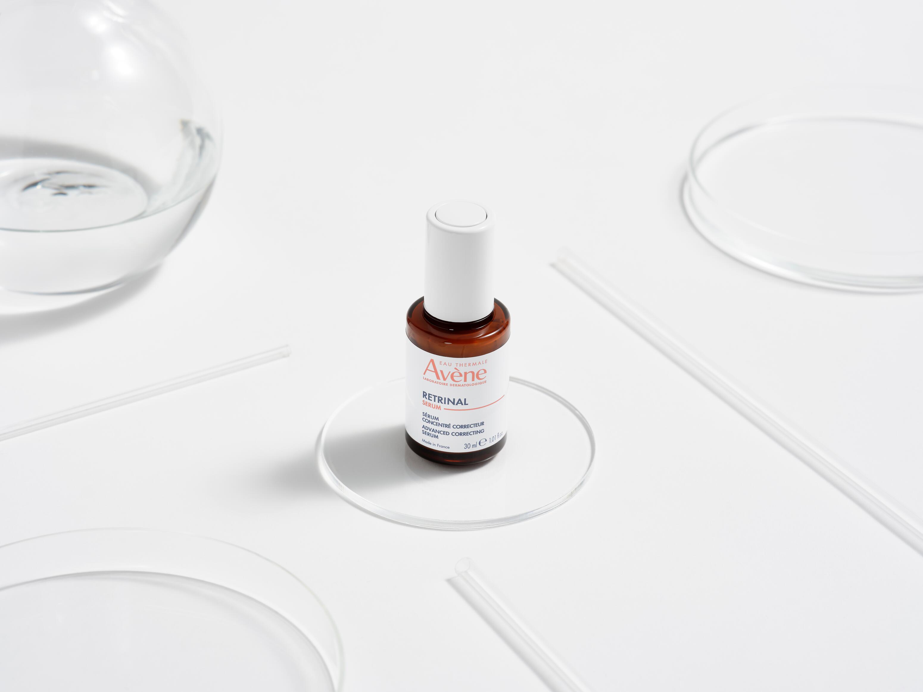 av_retrinal_serum_us_still_life_visual_01_3282770393583_FULL