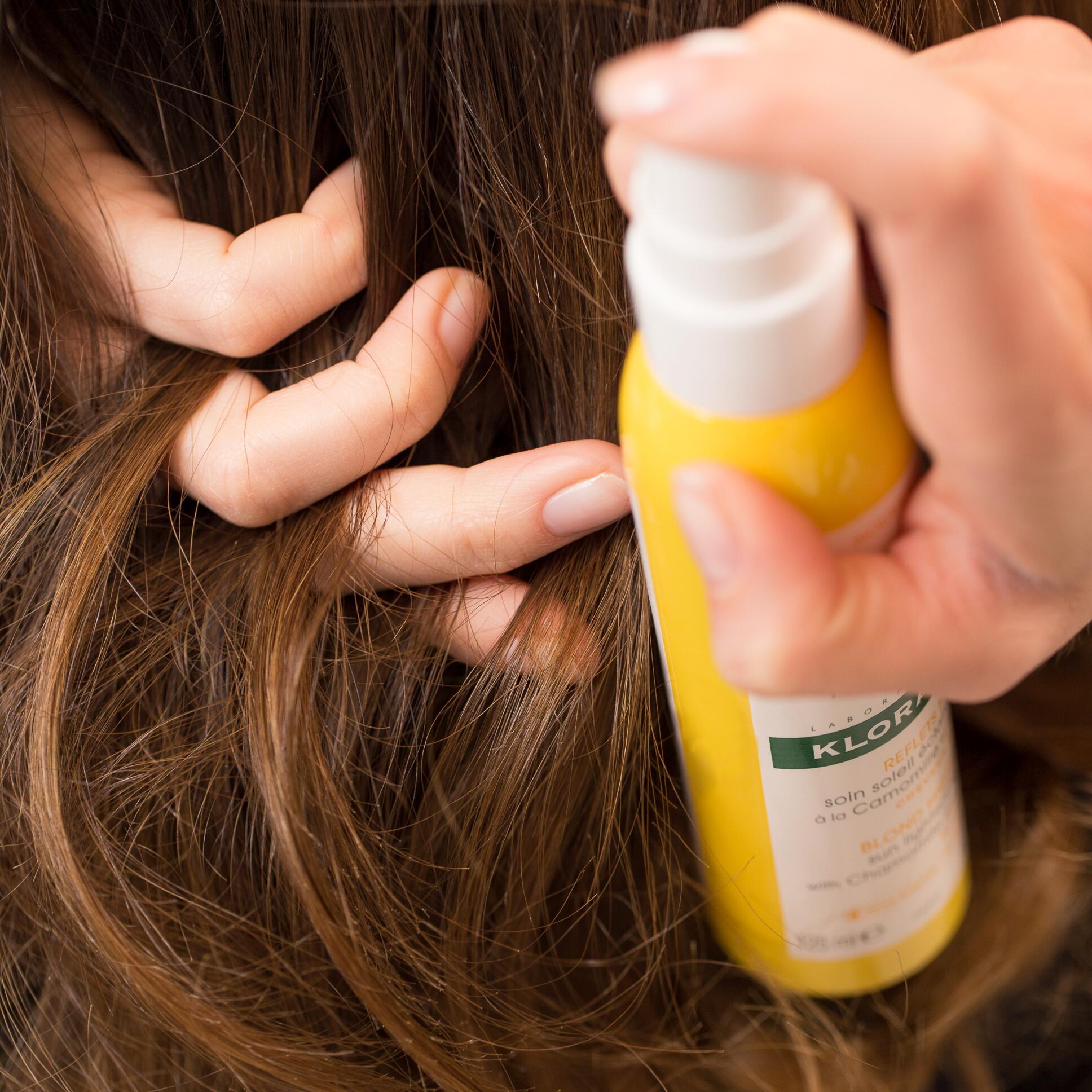 <span class="ezstring-field">KL_SOCIAL_PHOTO_CAMOMILLE_SPRAY_HAIR_April_2018 367x460</span>