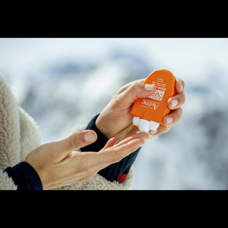 SUN REFLEXE SPF50+ ФЛУИД ЗА ЦЯЛОТО СЕМЕЙСТВО ЗА ЛИЦЕ И ТЯЛО
