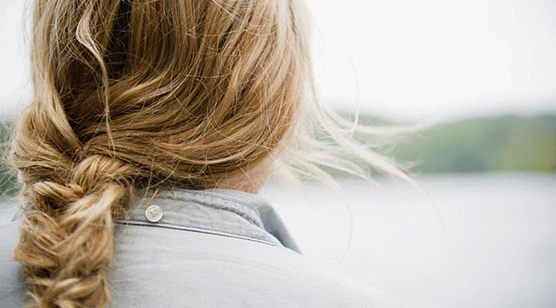 RF_website_expert-dossier-blond-hair_effects_why-is-bleached-hair-dull_804x446