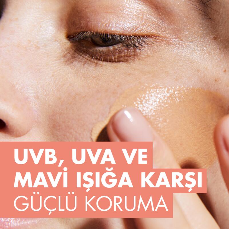 Tinted Fluid SPF 50+ Normal veya Karma Ciltler için Renkli Güneş Kremi