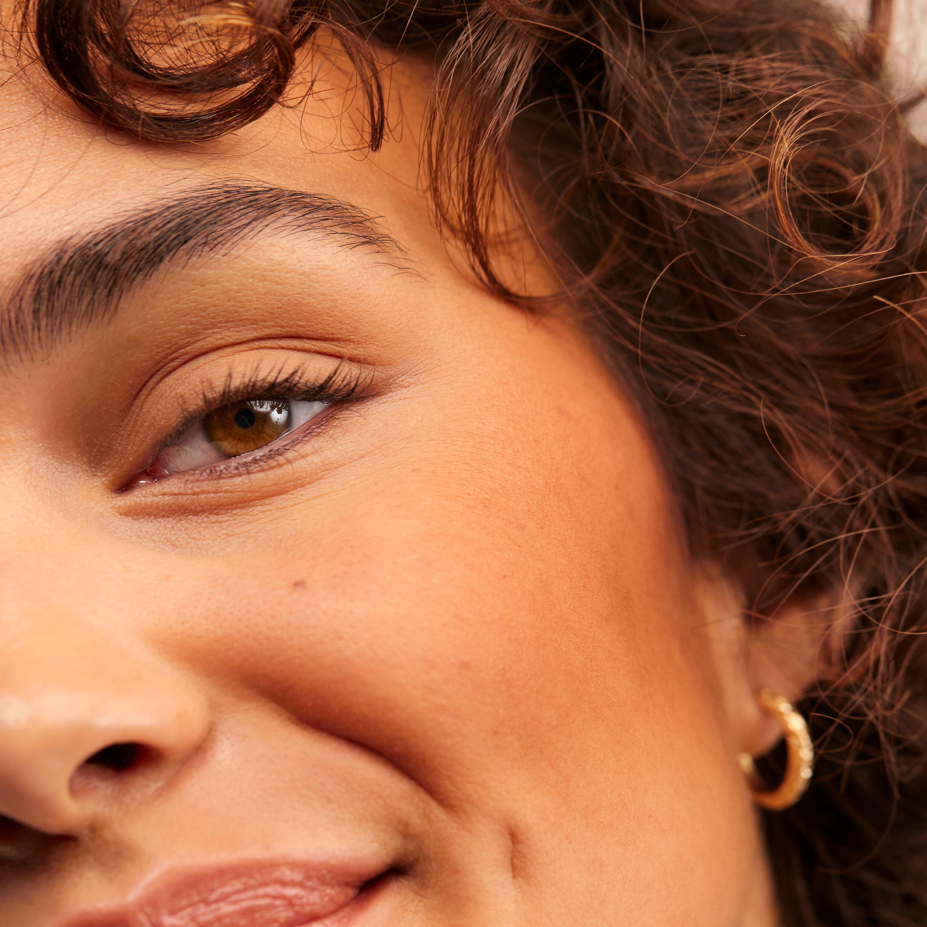 av_couvrance_crayon-yeux-hd_mascara-ht_baume-rose_fond-de-teint_1_post_3287770207255_32827794208