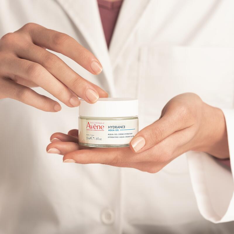 HYDRANCE AQUA-GEL ХИДРАТИРАЩ АКВА-ГЕЛ КРЕМ