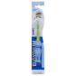 Ergonómica e adaptada aos primeiros dentes de leite dos bebés.