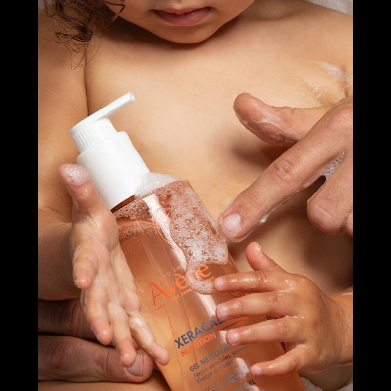 XeraCalm Nutrition Cleansing gel