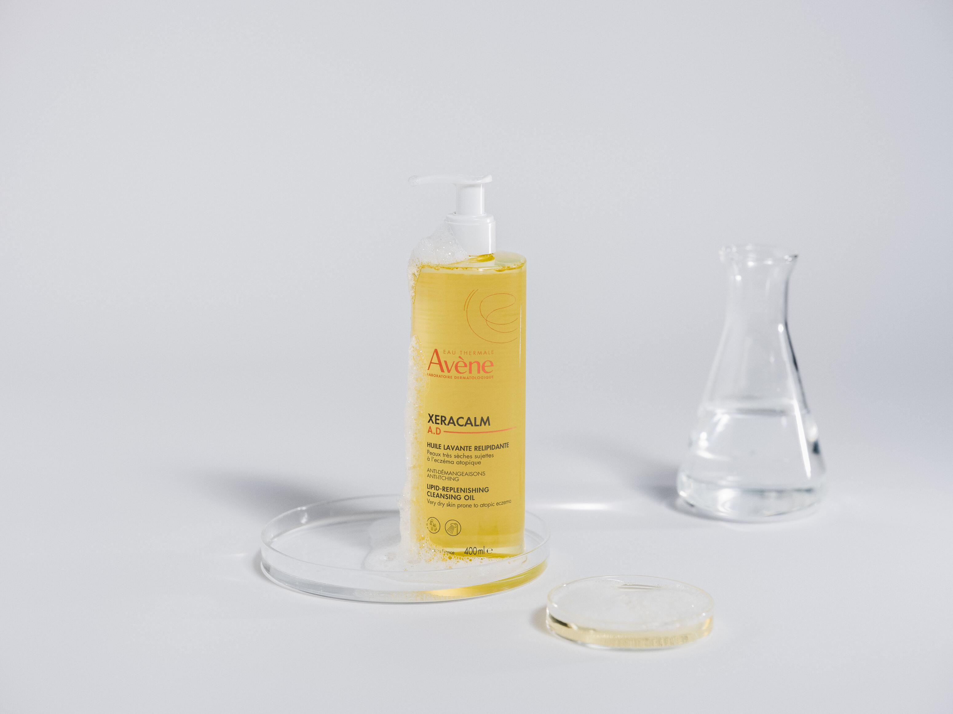 Aceite de limpieza relipidizante.XERACALM A.D 