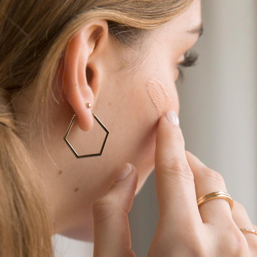 av_maquillage_bb_2_social_3282770208764_ld_1x1