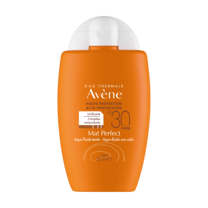 Mat Perfect Aqua-fluido con color SPF 30