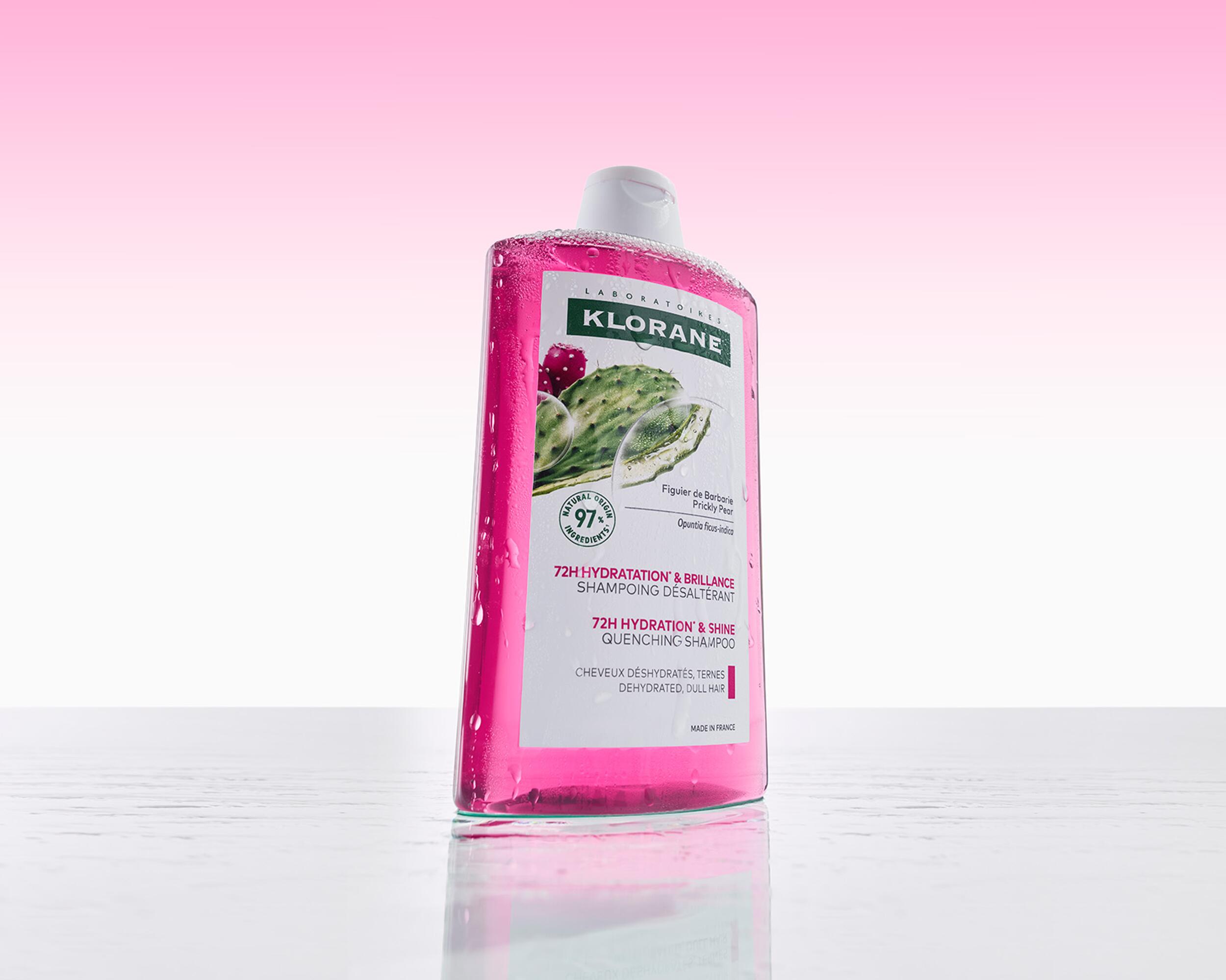 KL_prickly-pear_haircare_shampoo_website_picture_photo_lifestyle-packshot_pink-background_2500x2000_5-4_ores_2024