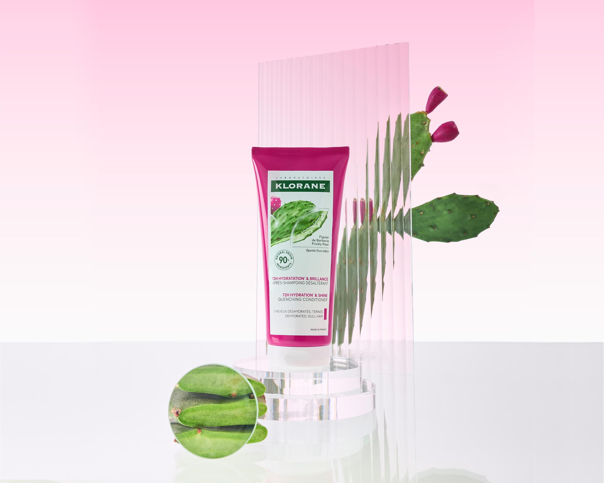 KL_prickly-pear_haircare_conditioner_website_picture_packshot-hero_pink-background_2500x2000_5-4_ores_2024