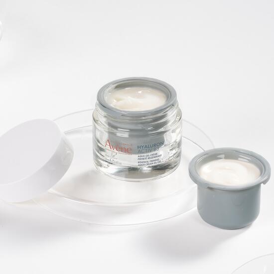 Renewal firming aqua cream-in-gel