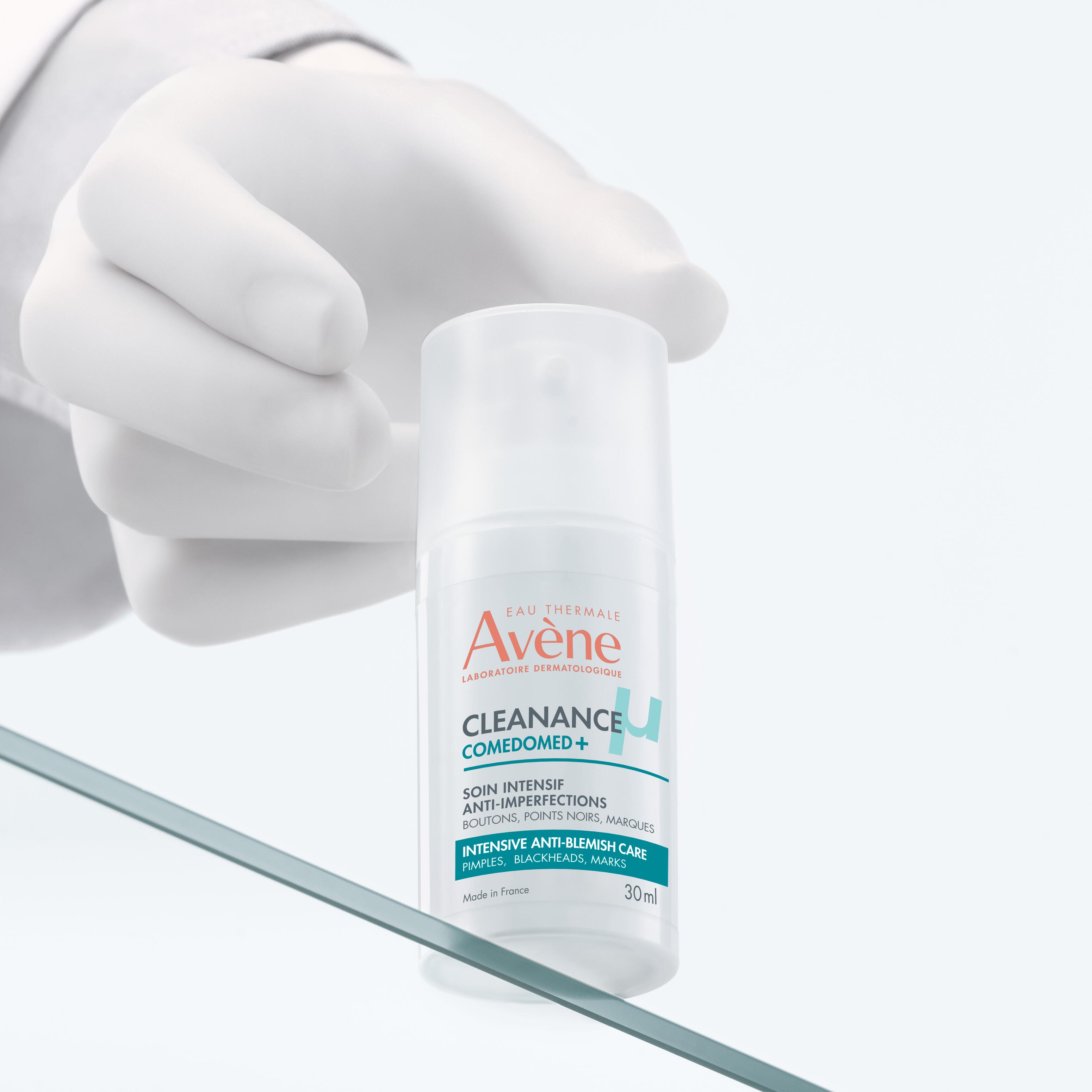 AV_3282770399226_cleanance_comedomed_plus_dermatologist-presentation2_static_1-1