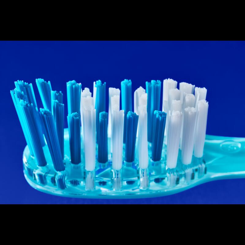 ELGYDIUM Diffusion – escova de dentes