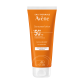 Formulated with a reduced number of chemical filters to respect sensitive skin.