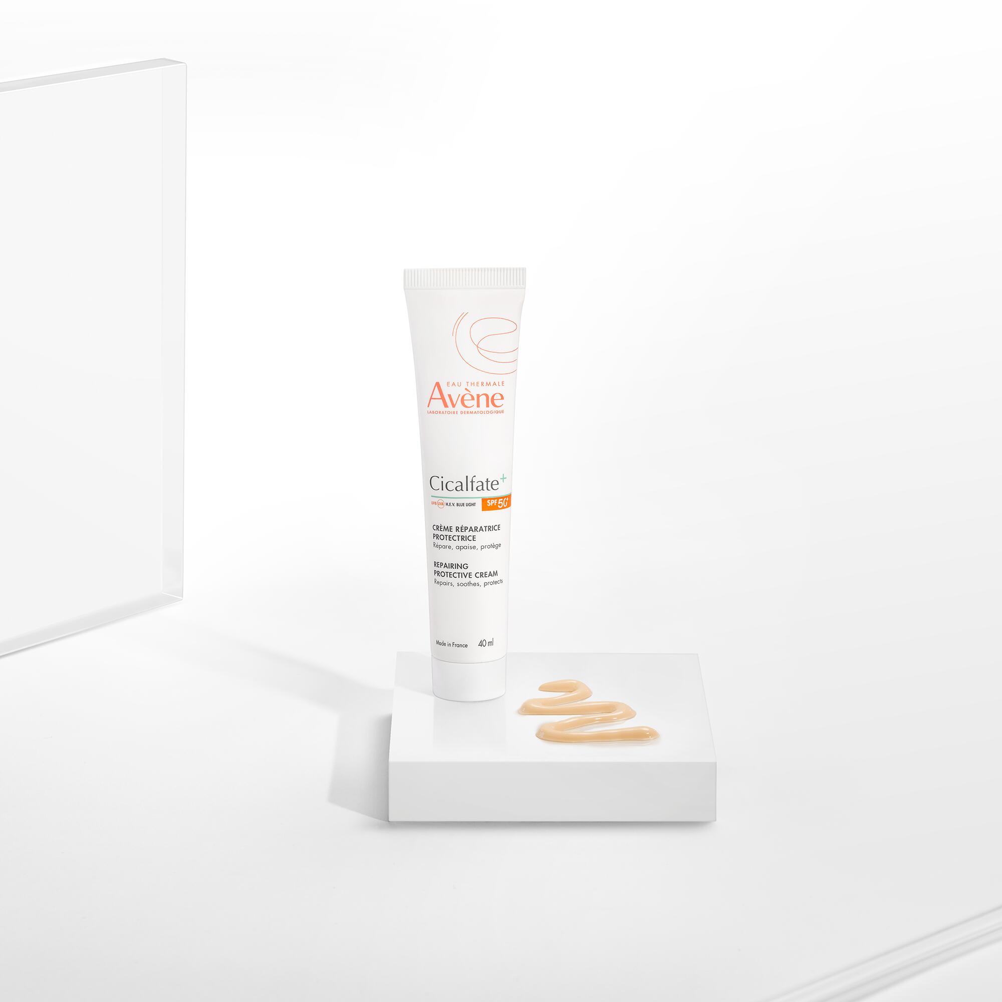 av_cicalfate-_repairing-cream-spf50-3282771001463_still-life2_rvb_1x1