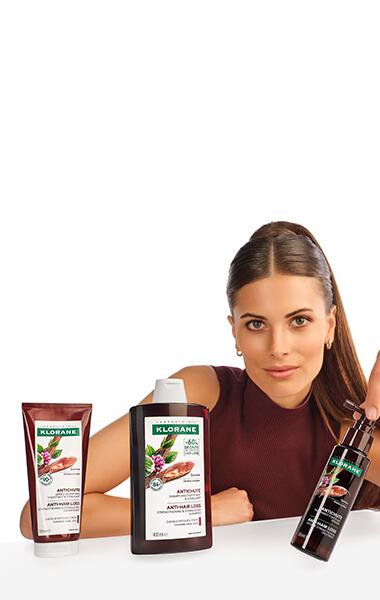 Wypadanie włosów u kobiet – objawy, przyczyny i zapobieganie