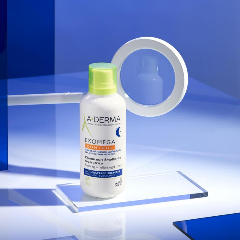 Exomega Control Cremă reparatoare emolientă de noapte