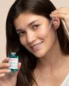 av_cleanance_exfoliating_serum_renée_product-application_1_3282770390469_hd_4x5