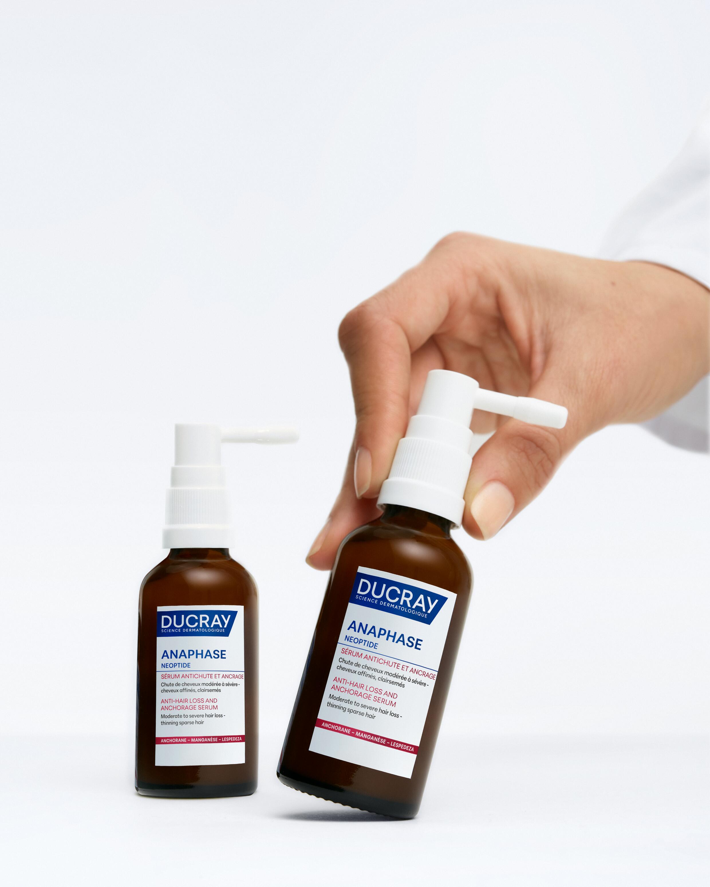 SQUANORM – Pellicules libres sèches, pellicules libres grasses | Ducray