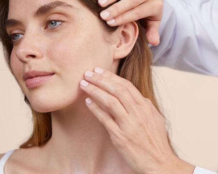 Das Fundament Ihrer Hautpflegeroutine