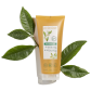Le Gel douche au parfum Fleur d’Oranger dépose un léger film protecteur sur la peau pour préserver durablement son hydratation.
