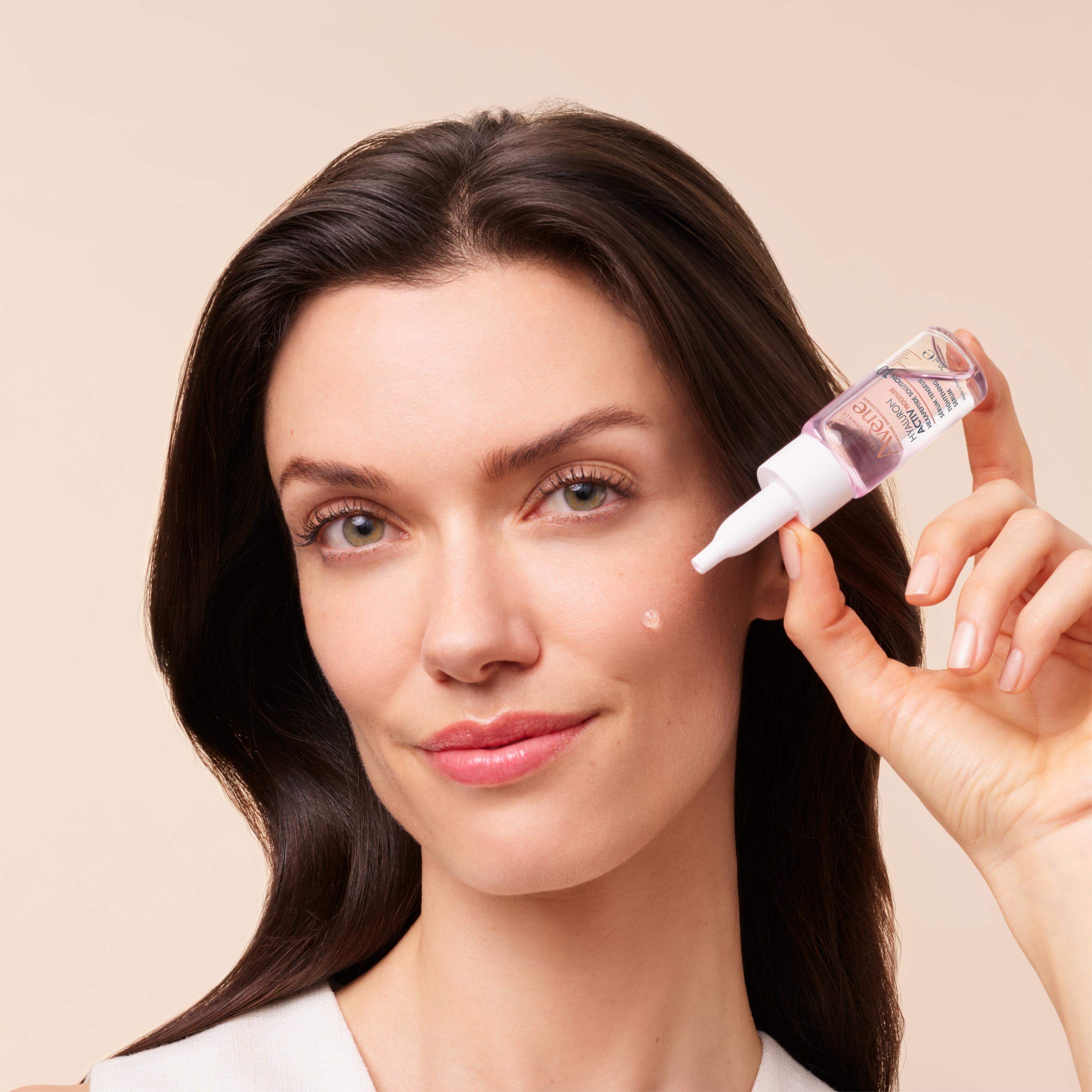 av_hyaluron_activ_procedure_serum_annacristina_01_1-1_3282770400861_png